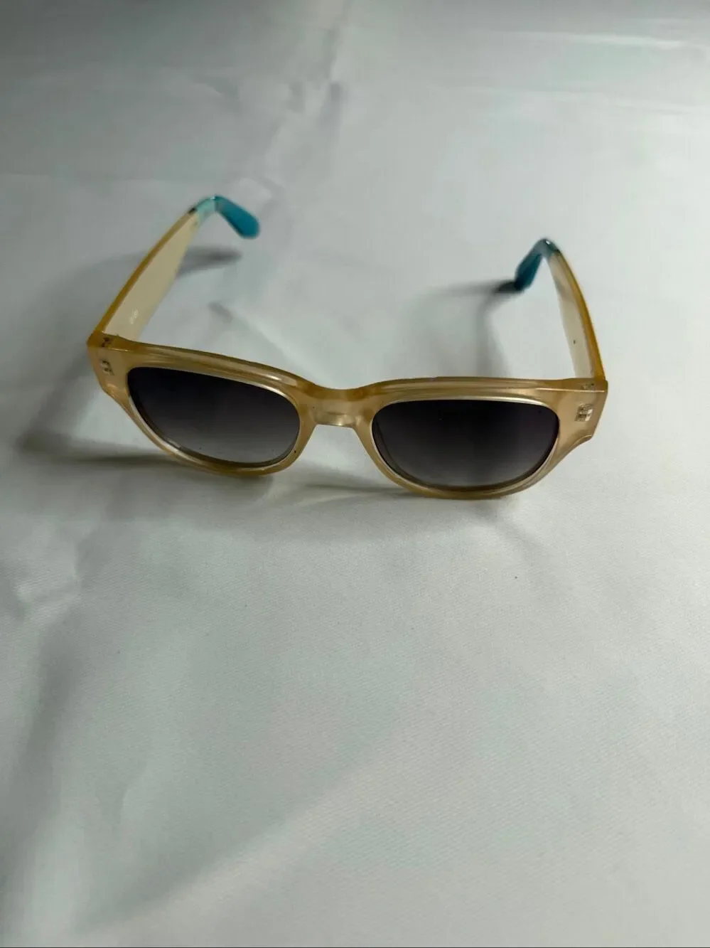 Toms One For One Sunglasses GIGI S018-142-02 Beige Round Frames 52 [] 19 142